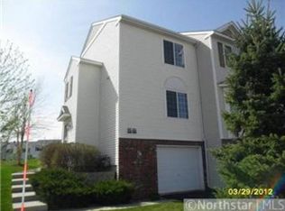 7714 Arboretum Vilg Cir, Chanhassen, MN 55317