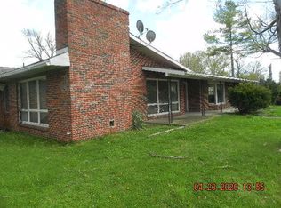 301 S Western St, Laddonia, MO 63352