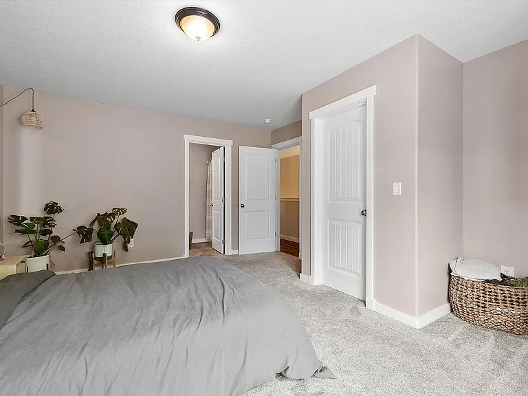 62041 NE Nates Pl — Photo 10