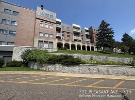 311 Pleasant Ave