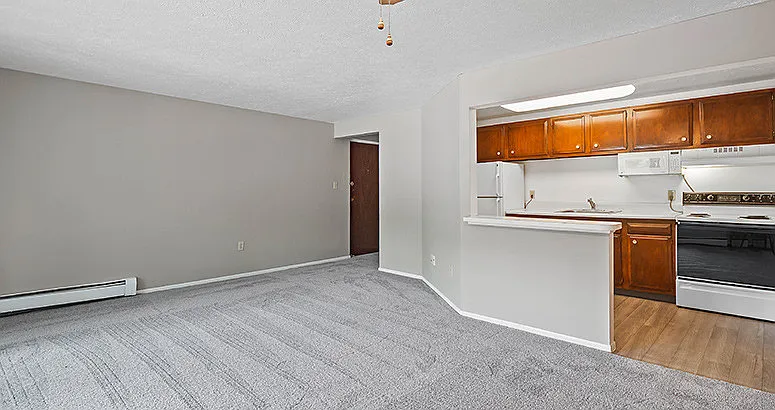 Fawn Lake Apartments — Photo 3
