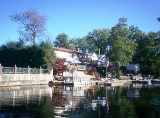 221 Kingsland Rd, Landing, NJ 07850