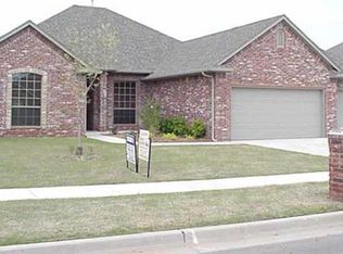 2013 SW 31st, Moore, OK 73160