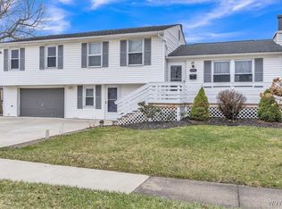 229 Le Havre Dr, Buffalo, NY 14227