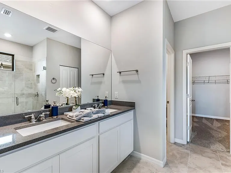 16216 Palmetto St — Photo 16