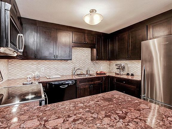 3rd image of 601 Belmont Ave E APT C4
