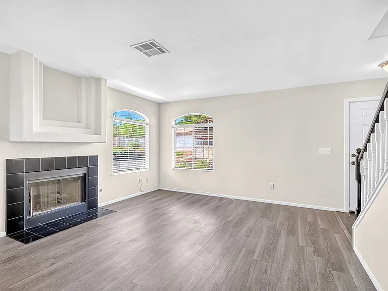224 Star Cluster Cir — Photo 15