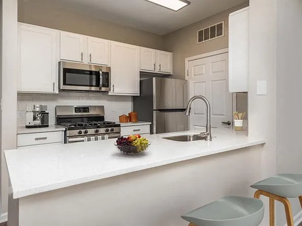 Butterfield Oaks Apartments