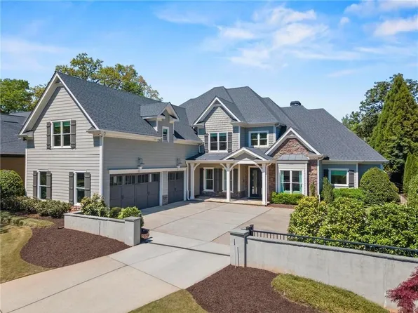 2085 Cambridge Ave, College Park, GA 30337