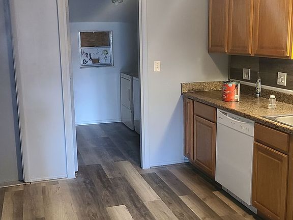4th image of 2114 NW 55th Blvd