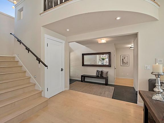 4th image of 17580 Woodland Ct