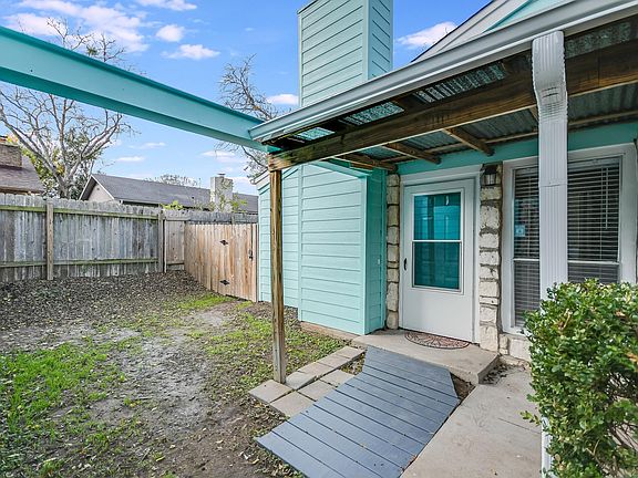 3rd image of 6308 Okner Ln #A