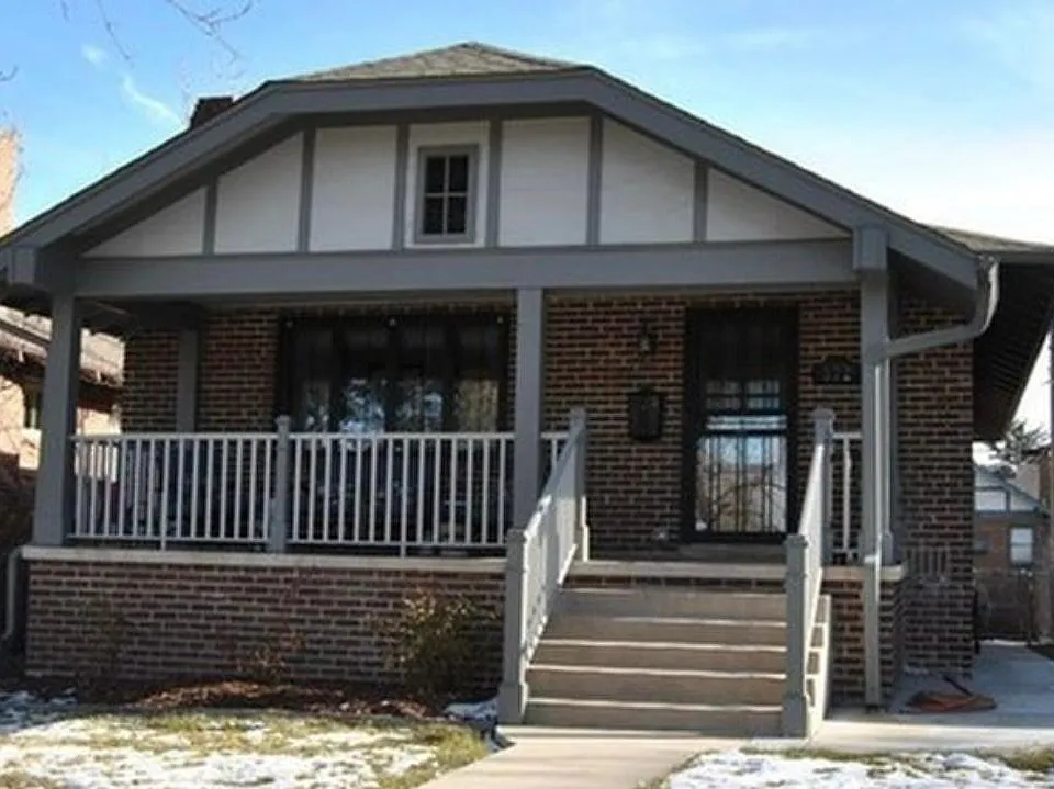 372 N Ogden St