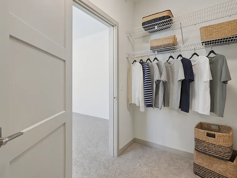 District South — Photo 9