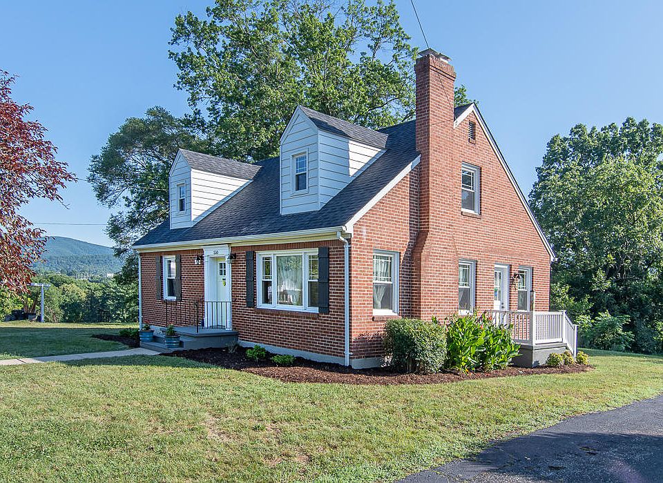 1st image of 550 Crestland Dr