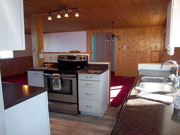 Kitchen & Great Room