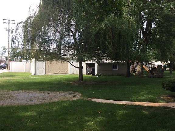 3rd image of 430 W 1st South St