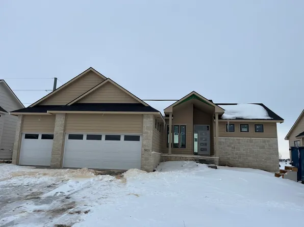 5021 N Emerald Ct, Maize, KS 67101