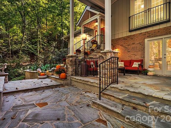 5th image of 414 Glen Cannon Dr