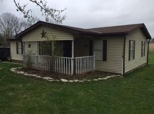 2360 E Little Bear Rd, Connersville, IN 47331