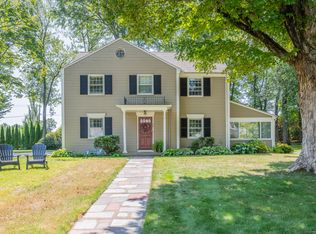 39 Wyndwood Rd, West Hartford, CT 06107