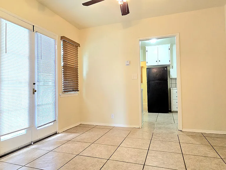 541 Shrode Ave — Photo 12