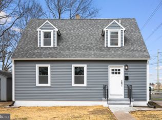 202 Newport Rd, Bristol, PA 19007