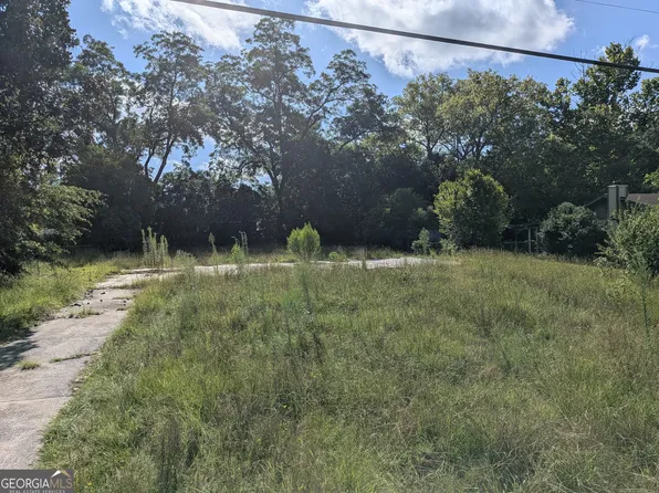 4230 Pinedale Dr, Macon, GA 31206