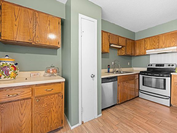 5th image of 2796 Mojave Pl #171