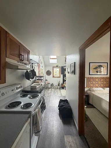 Canyon Crest Apartments — Photo 16