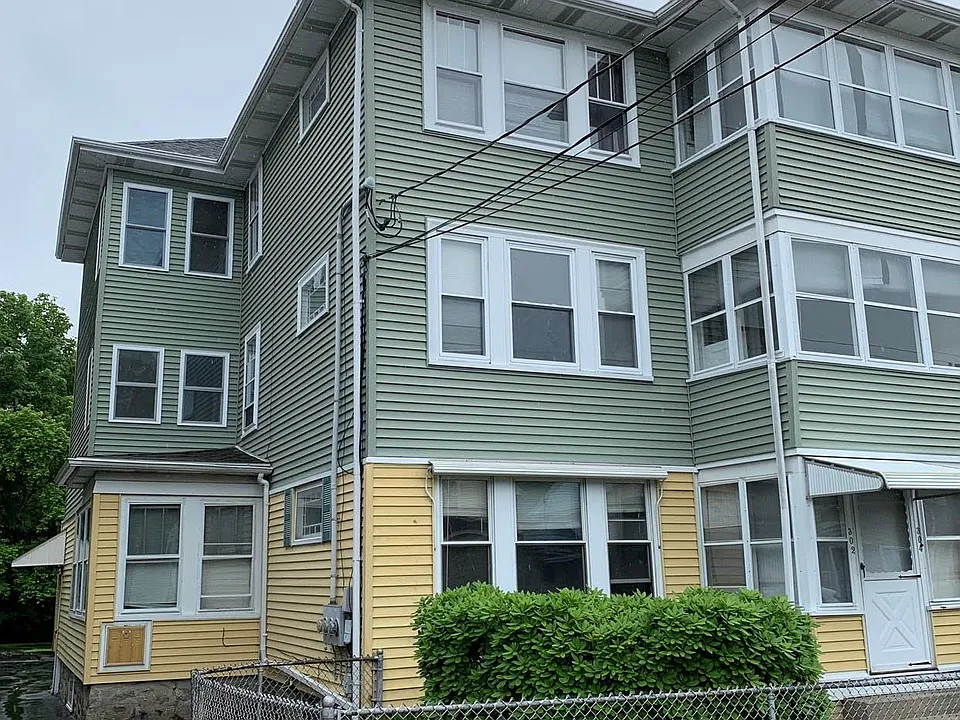 302 Burnside Ave #2