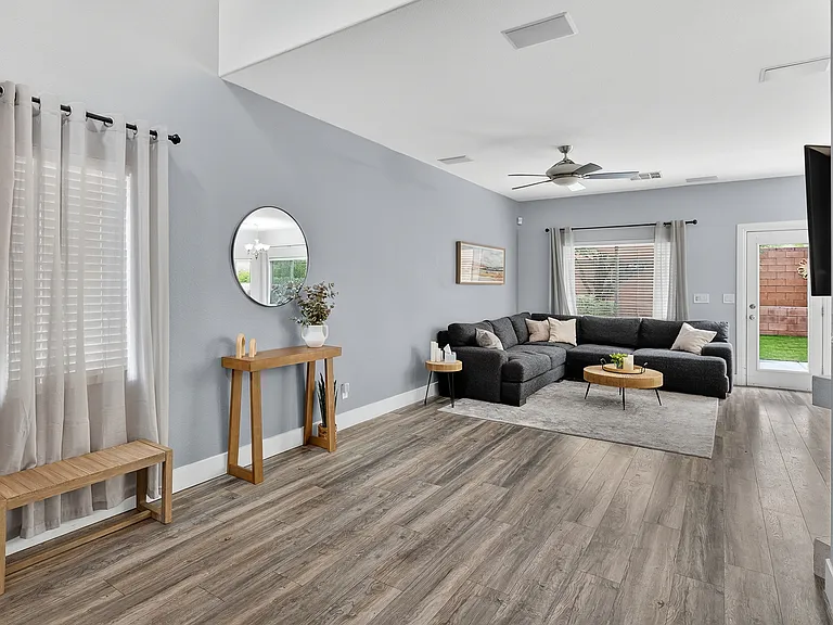 9157 Sunken Meadow Ave — Photo 19