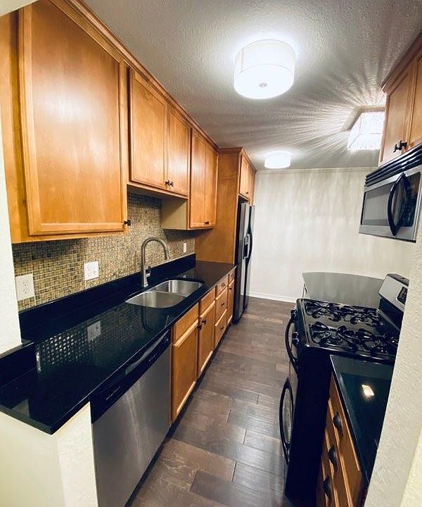 1st image of 3120 Hennepin Ave Unit 307