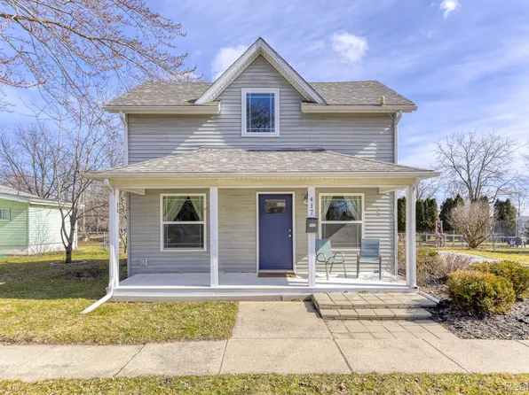 417 Leasia St, Williamston, MI 48895