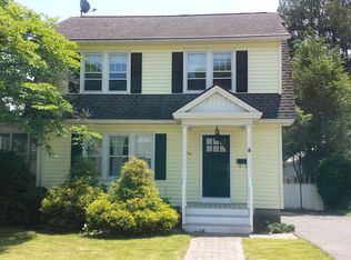 54 Academy St, Manchester, CT 06040