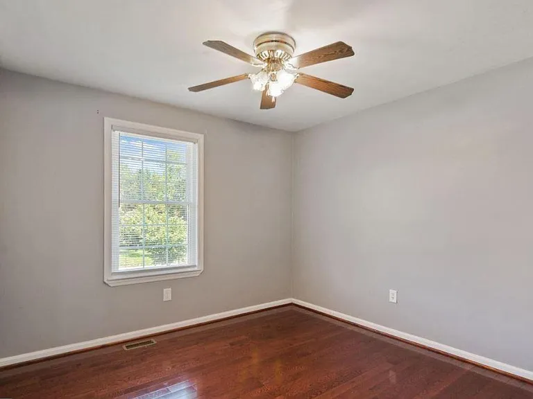 9978 Old Annapolis Rd — Photo 8