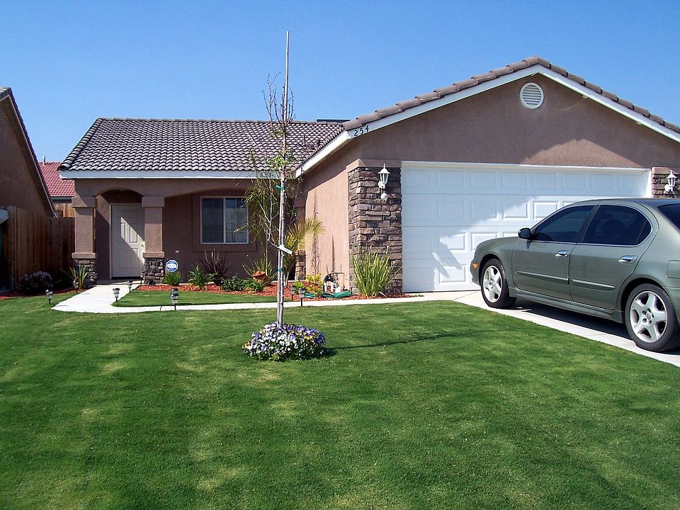 254 fern meadow front view