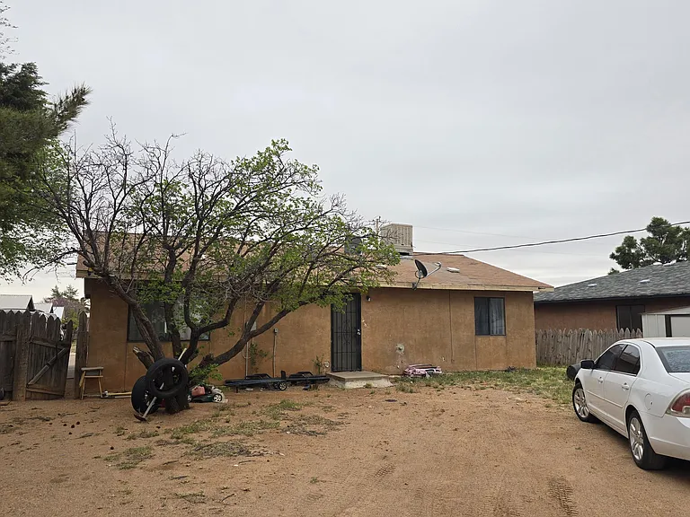 409 River Rd — Photo 18