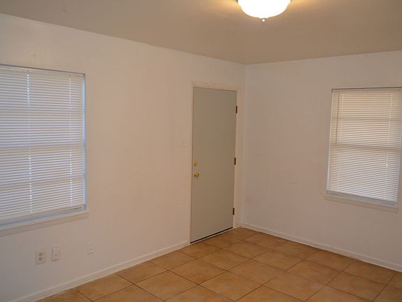 2nd image of 1008 S 9th St