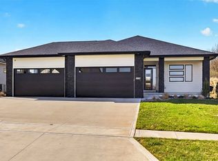 1928 Redbud St, Norwalk, IA 50211