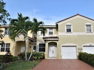3852 SW 171st Ave, Hollywood, FL 33027