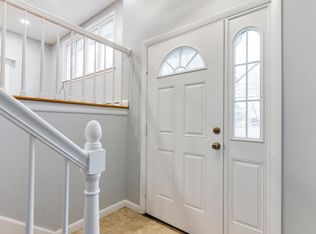 229 Main St, Farmington, CT 06085