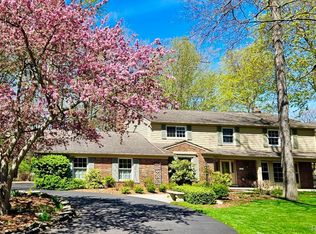 28533 Salem Rd, Farmington Hills, MI