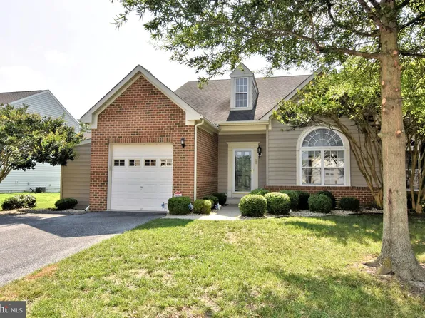 28 Brighton St, Ocean View, DE 19970