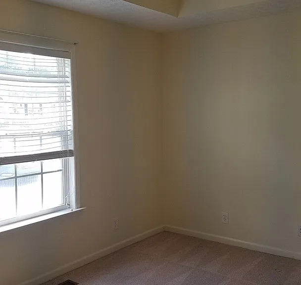 479 Indian Springs Cir — Photo 9