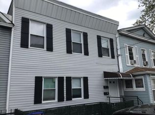 216 69th St, Guttenberg, NJ 07093