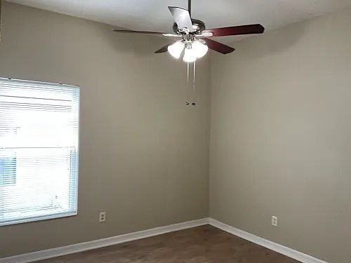 5th image of 21043 Royal Oak Blvd