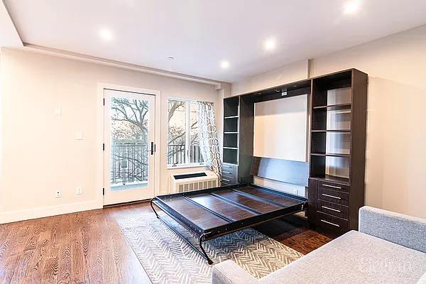 Rented by Elegran | media 4