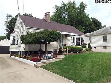 2nd image of 122 Erskine Ave