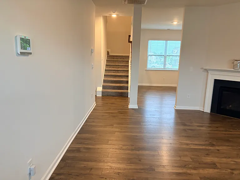 312 Callerton Dr — Photo 2